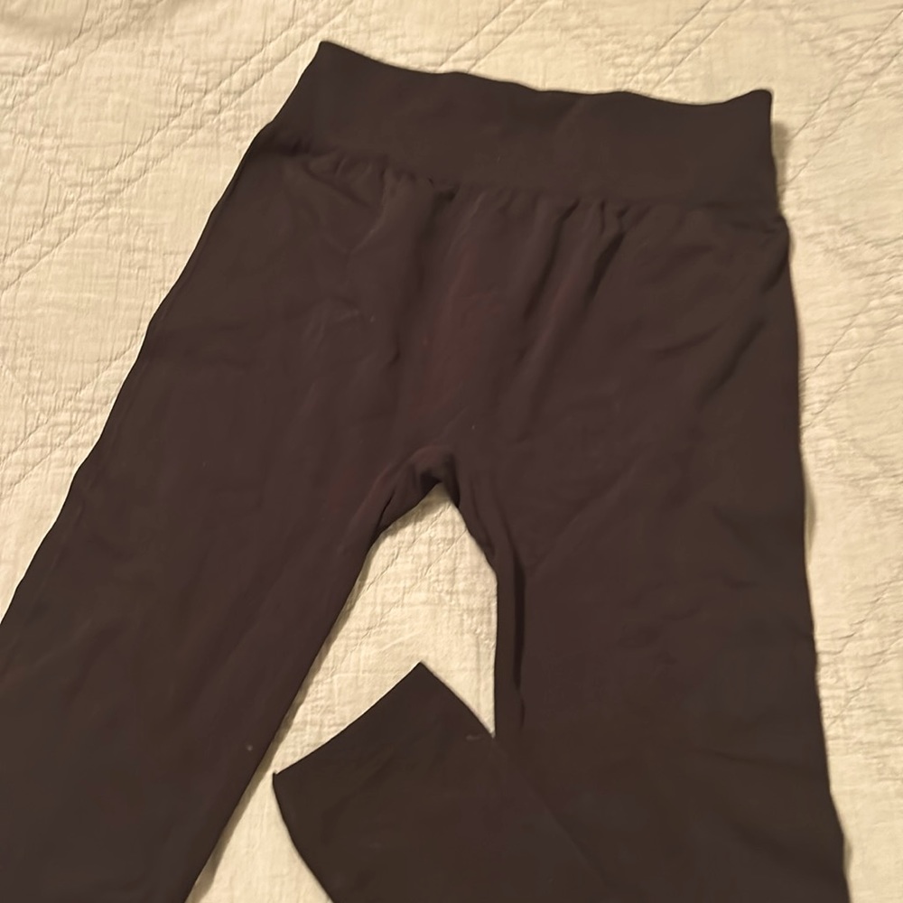 3/4 leg leggings black. Great under long dresses or a long sweater NWT